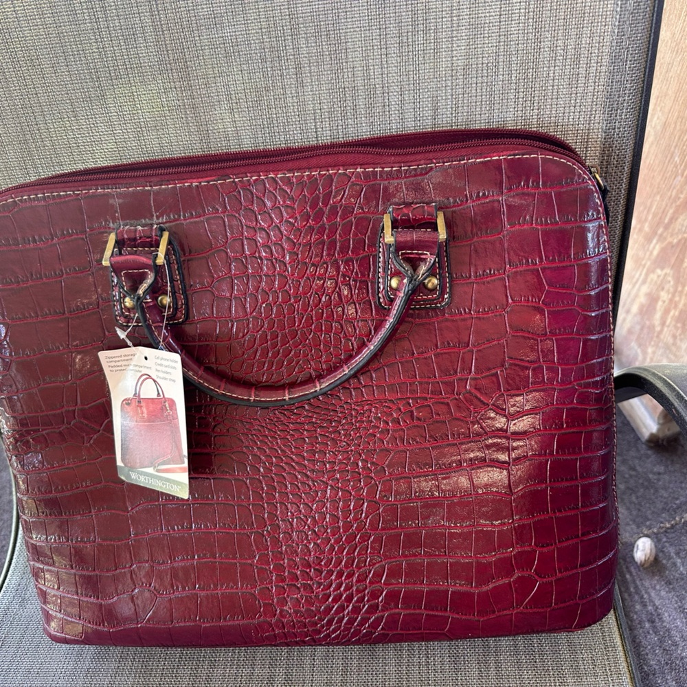 Worthington Purse
